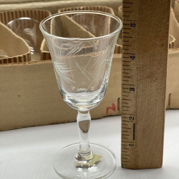 Vintage Radio Brand Japan Hand‎ Crafted Fine Glass Appetite Etched 4oz Glasses - Picture 4 of 8